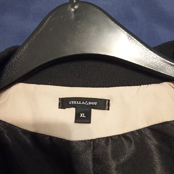 Stella & Dot Lace Jacket - Picture 4 of 6